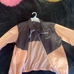 Woman’s Columbia windbreaker: size medium